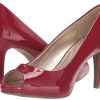 Women's Rainaa Pump