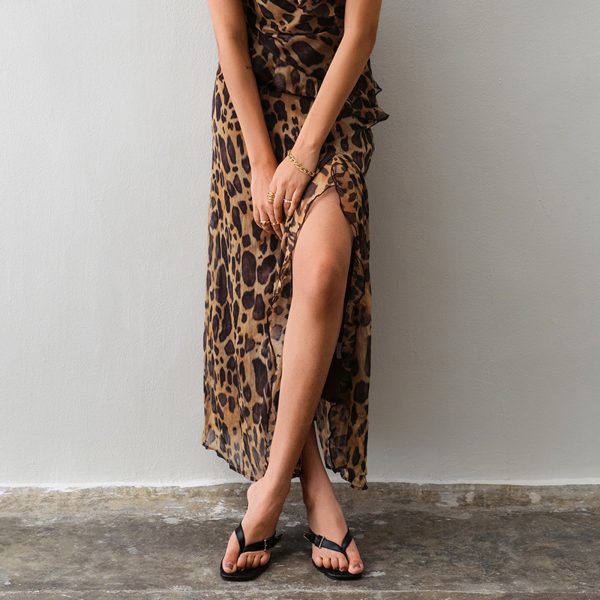 Women Kitten Heels Sandals Square Open Toe Flip Flop Heels Black thong Low heels Widths Adjustable